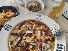 -渔语鱼酸菜鱼新川菜(来福士店)