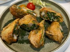 特色香煎腐皮卷-赏点粤式点心(广州塔店)