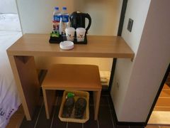 -白玉兰酒店(上海田子坊马当路地铁站店)