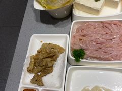 -海底捞火锅(金山百联店)