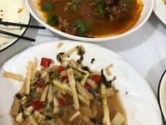 -天乐农家鱼头王(天目湖店)