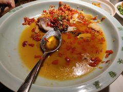 老坛剁椒蒸鲜活鱼头-遇见湘·地道湖南菜(喜悦店)