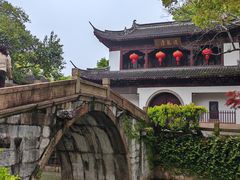 -汇龙潭
