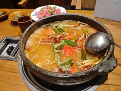 -贵厨酸汤牛肉(花果园国际中心店)