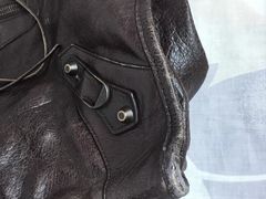 -爱革·洗衣改衣·洗鞋修鞋·洗包修包·奢侈品护理(宝地广场店)