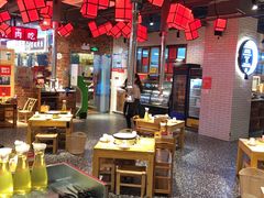 大堂-么肆烤肉·中式自助·烤肉大排档(街道口季佳PAI店)