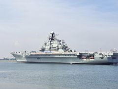 -泰达航母主题公园