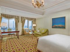 -广州富力丽思卡尔顿酒店