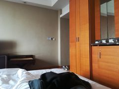 -江门新会碧桂园凤悦凤凰酒店(万达广场店)