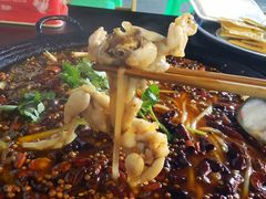 -鸿顺老铁锅美蛙鱼府(解放碑店)