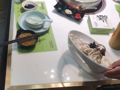 -洪氏嗨捞·猪肚鸡火锅(阳光天地店)