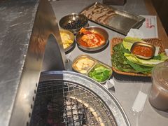 -草家酱蟹炭火烤肉店(珲春南路一店)