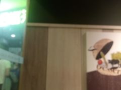 -上海体育馆(地铁站)
