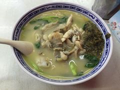-明呈黄鱼面馆(斜土路店)