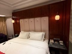 -岳阳阿波罗御庭酒店