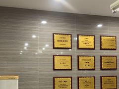 -上海仁爱医院口腔科 · 种植