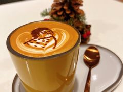 -潮一不贰·法式甜品·生日蛋糕·西式简餐(外滩店)