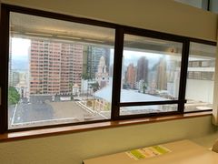 -香港大学