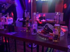 -唱吧麦颂KTV(西单华威潮铺街店)