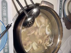 -三个椰子·现砍椰子鸡(金源CBD店)