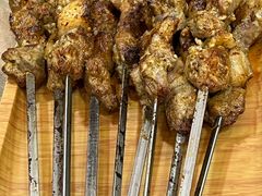 -乡村馕坑肉·烧烤·新疆菜·本地人更爱吃(阿勒泰首店)