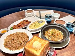 -港丽餐厅(正大店)