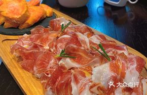 Iberian Ham with Tomato Bread