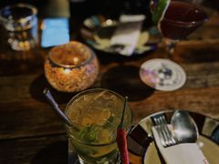 -SISTERS BAR RESTAURANT川意酒馆(嘉善老市H楼店)