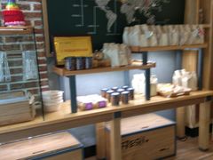 -焙丽拾光(麦凯乐直营店)