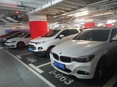 -兴业太古汇·停车场
