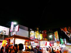 -六合夜市