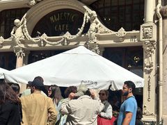 -Majestic Café
