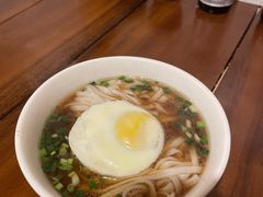 -矮子粉店1985·长沙米粉(湘春路店)