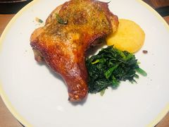 黑胡椒风味烤鸡腿-萨莉亚意式餐厅(杭州西溪龙湖天街店)