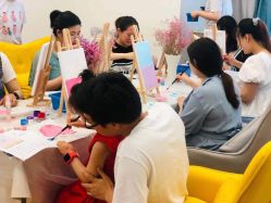 -慢脚印孕产中心(园区国金店)