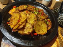 干锅土豆片-九锅一堂酸菜鱼(新南凯德直营店)