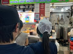 -亚王咖喱鸡米粉面