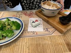 白灼西兰花-卤儿道道(杭州大厦501店)