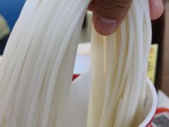 -毛辣果·贵州红酸汤牛肉火锅(西单店)