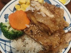 -8PINTS八品脱·日料·烧鸟·精酿小酒馆(莘庄店)