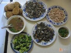 烧饼&nbsp;散丹&nbsp;肚仁&nbsp;羊汤&nbsp;黄瓜&nbsp;百叶&nbsp;蘸料-东兴顺爆肚张