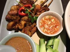 -大头虾越式风味餐厅(光明广场店)