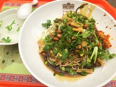 -海口骑楼小吃街