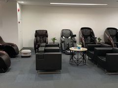 -上海宝信宝马4S店