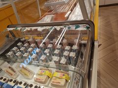 -嘉华饼屋(金实路店)