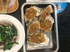 蒜蓉粉丝蒸生蚝-胶东海鲜大排档(北太平庄店)