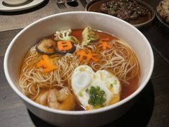 -九月里.自由花园餐厅