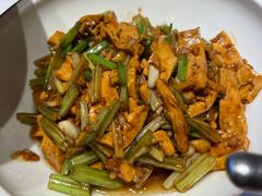 -老湘亲·品鉴湘菜(蔡塘爱琴海店)