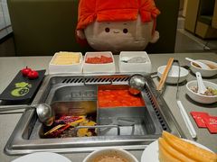 -海底捞火锅(金山百联店)