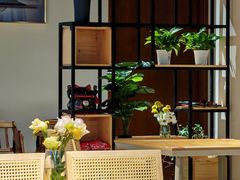 -臻鲜燕海鲜融合餐厅(金陵style店)